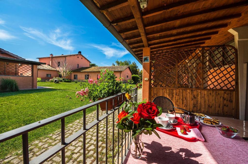 Agriturismo Podere Giulio Tarquinia Exterior photo